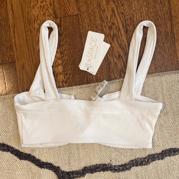 L*Sapce Lee Lee Top in White - Picture 4 of 5